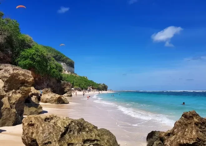 Pantai Karma Kandara: Surga Tersembunyi di Bali
