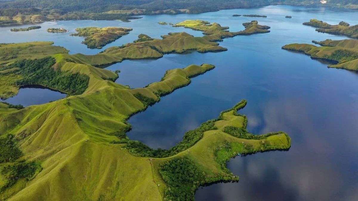 Danau Sentani: Keindahan Alam di Papua yang Memikat