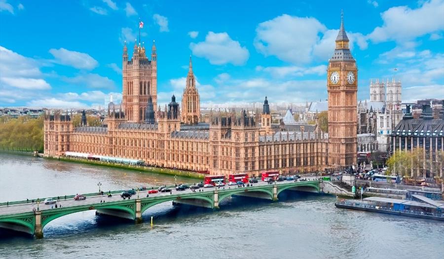 Westminster Palace: Pusat Sejarah dan Kekuasaan Inggris