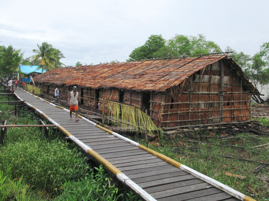 Keindahan dan Ciri Khas Rumah Adat Rumah Jew di Indonesia