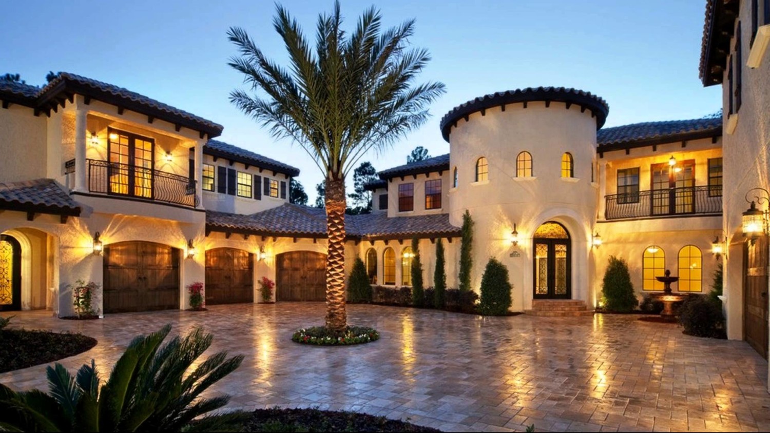 Keindahan Desain Arsitektur Rumah Mediterania