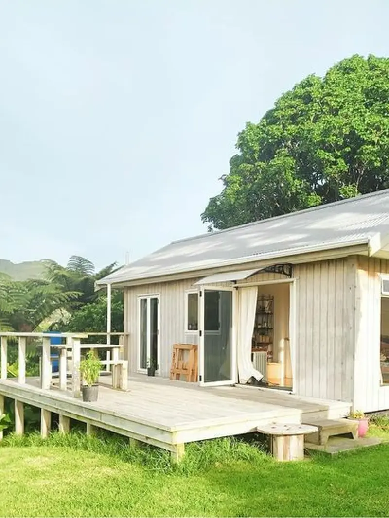 Keindahan Rumah-rumah Tradisional dengan Atap Miring
