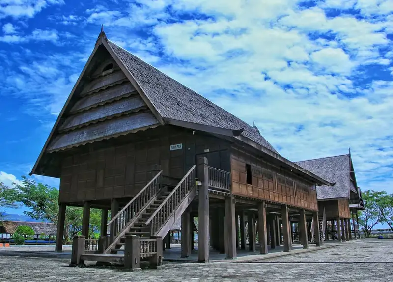 Rumah Adat Boyang: Warisan Budaya Tradisional dari Kalimantan