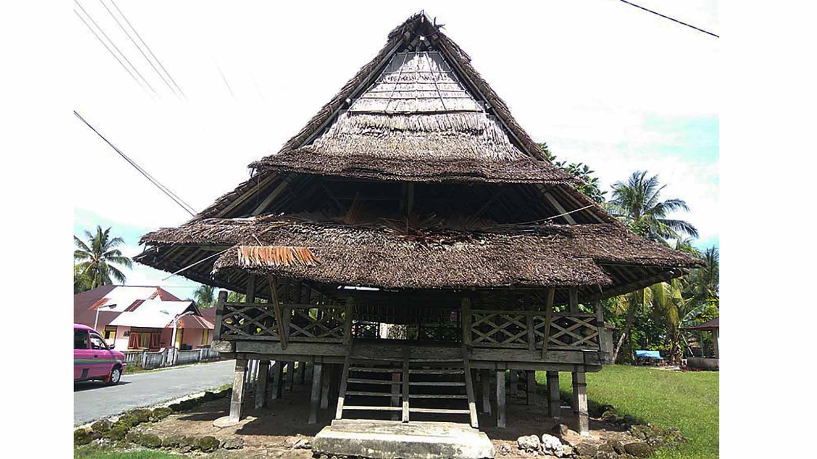 Rumah Baileo: Warisan Budaya Maluku yang Bersejarah