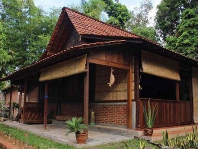 Keindahan Rumah Adat Rumah Kebaya: Warisan Budaya Indonesia