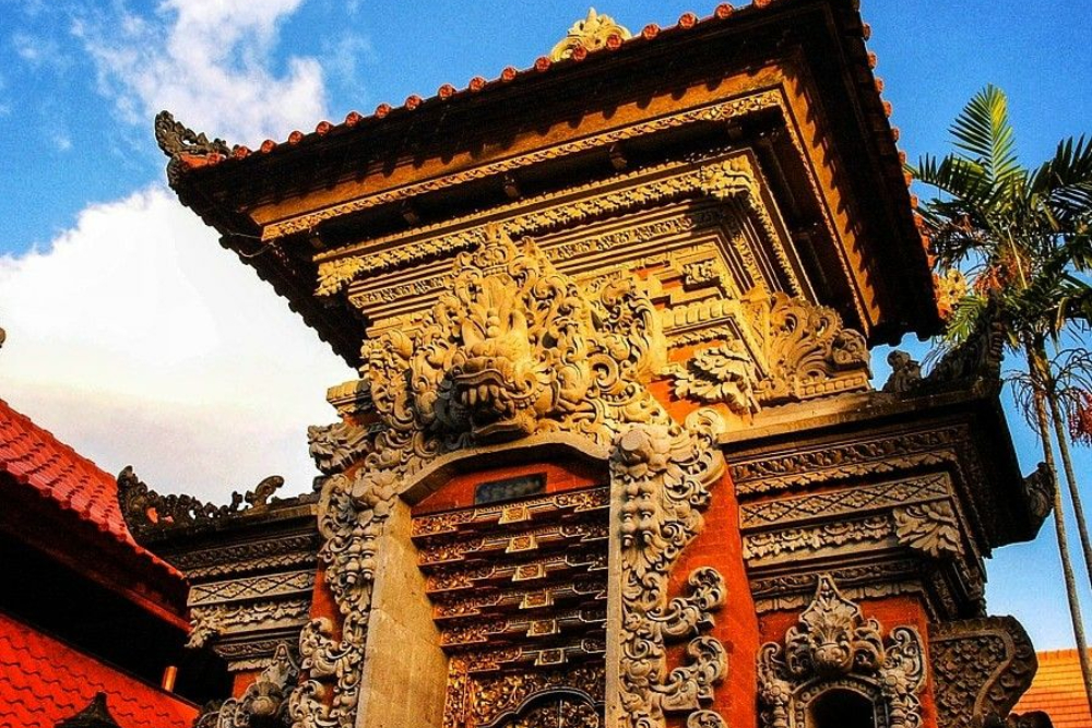 Keunikan Rumah Adat Rumah Angkul-angkul Bali yang Tradisional