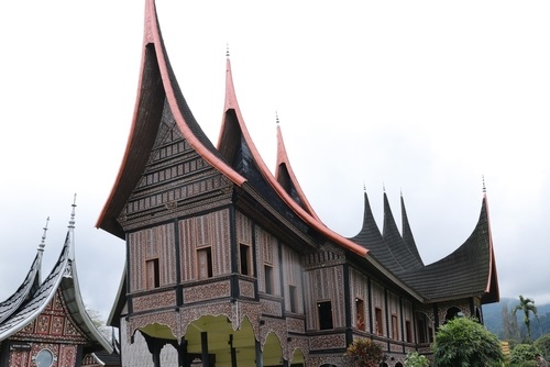 Rumah Gadang Batingkek: Keindahan Arsitektur Rumah Adat Minangkabau