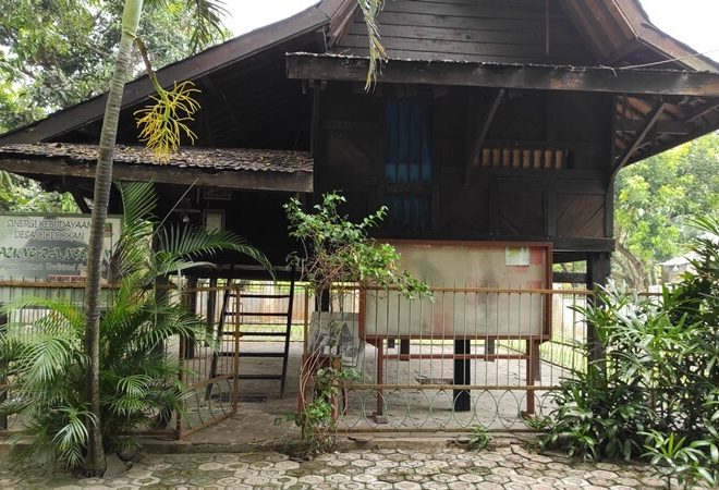 Keunikan Rumah Adat Rumah Saung Ranggon di Jakarta
