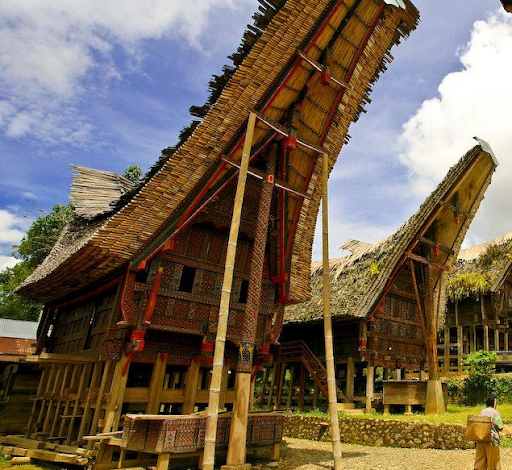 Keunikan Rumah Adat Suku Makassar dan Ciri Khasnya