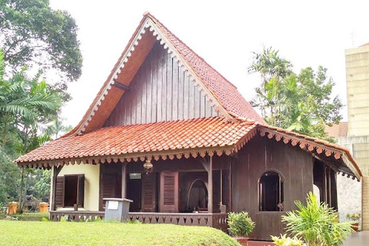 Mengenal Rumah Adat Joglo Betawi: Arti, Ciri, dan Keunikannya