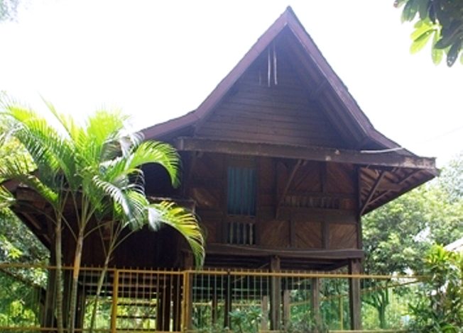 Rumah Adat Rumah Saung Ranggon: Keunikan Arsitektur Tradisional Jakarta