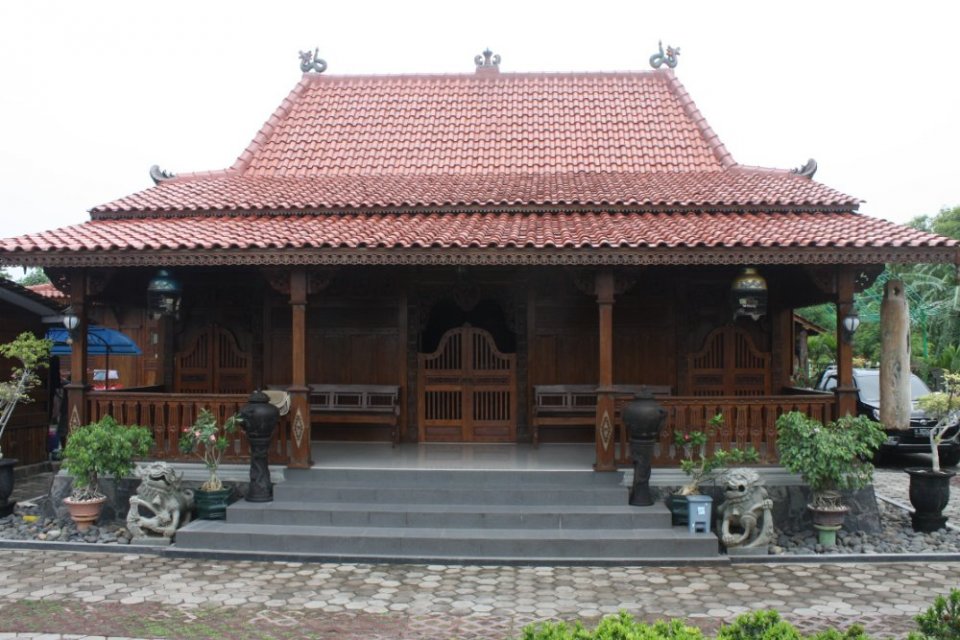Keindahan dan Fungsi Rumah Adat Rumah Joglo di Indonesia