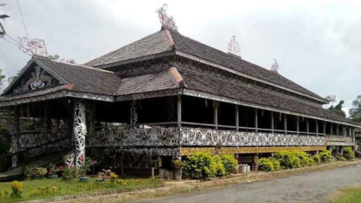 Keunikan Rumah Adat Rumah Paser: Warisan Budaya Kalimantan