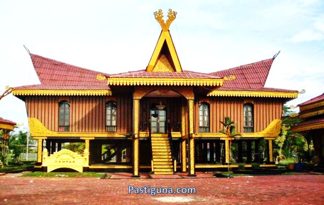 Mengenal Rumah Adat Rumah Ma’lihe (Potiwaluya) Sulawesi Selatan