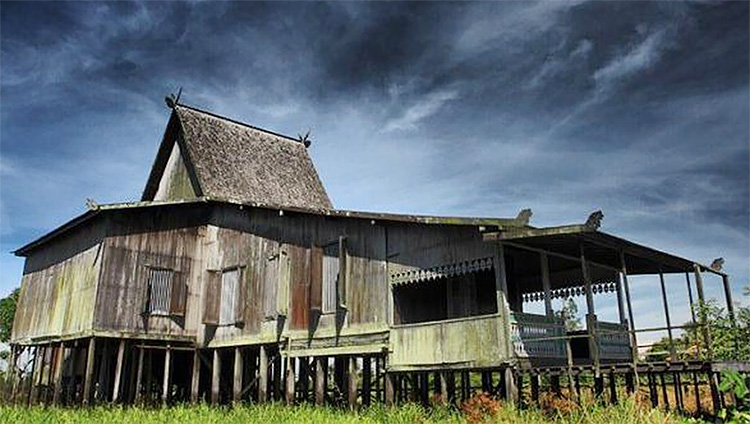 Rumah Adat Rumah Gajah Manyusu: Keunikan Arsitektur Tradisional Aceh