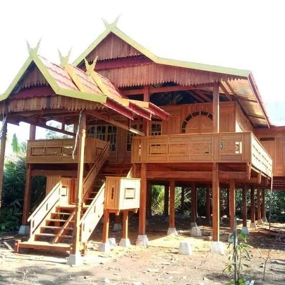 Keindahan dan Fungsi Rumah Adat Rumah Panggung di Indonesia