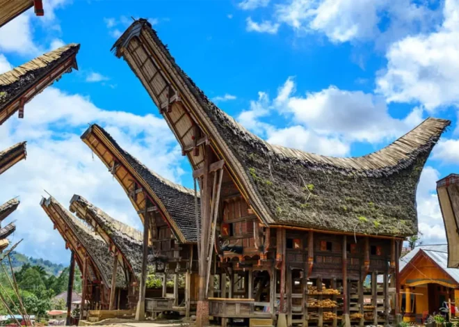 Keunikan Rumah Adat Rumah Paweregan di Indonesia